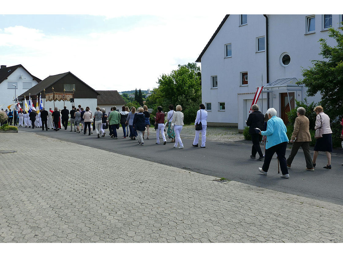 Bittprozession am Pfingstmontag (Foto: Karl-Franz Thiede)